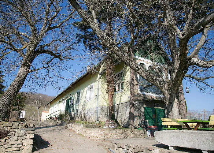 Gasthuis Guens Vendeghaz Szigliget